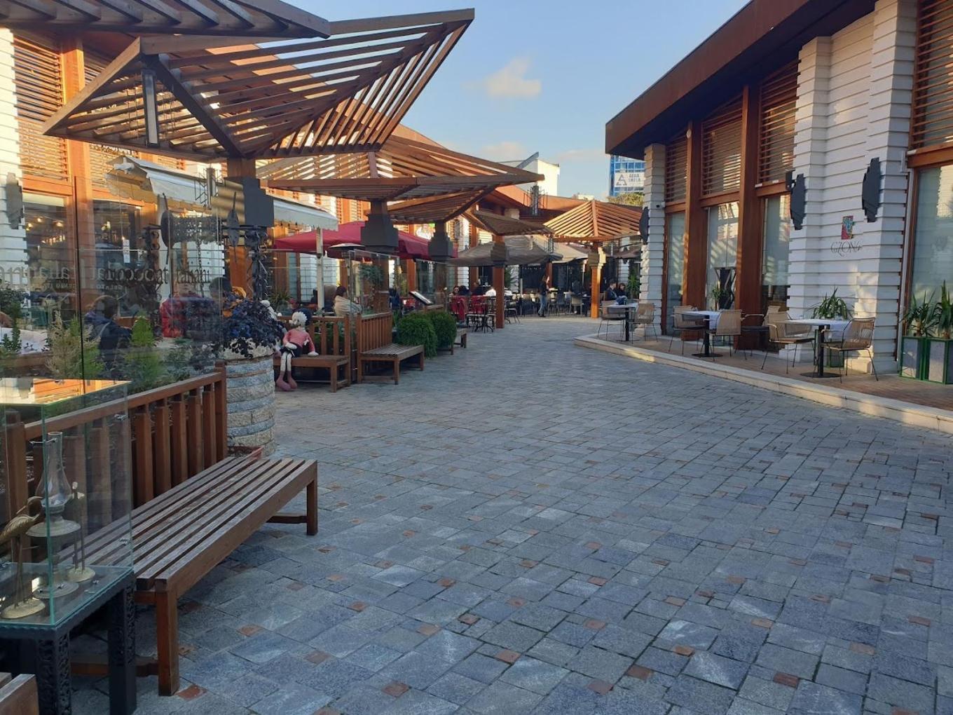 New Bazaar Bliss Apartment Тирана Екстериор снимка